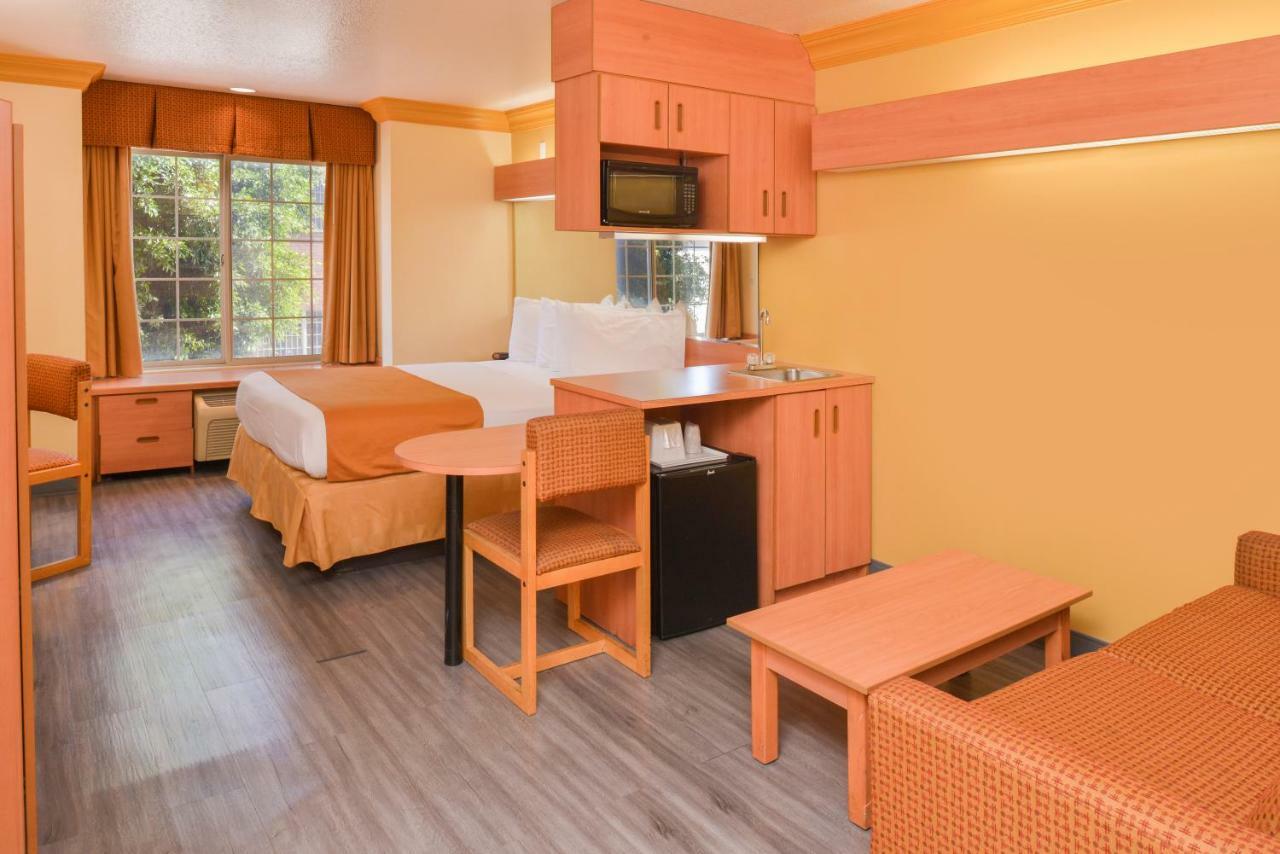 H3 Inn & Suites - Lax Airport - Los Angeles Inglewood Ngoại thất bức ảnh